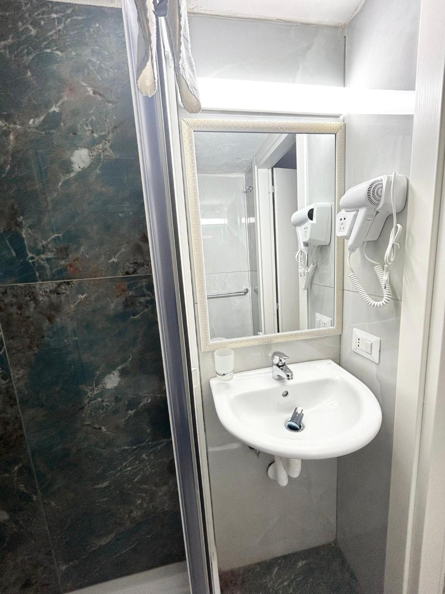Chiara Luxury Home نابولي المظهر الخارجي الصورة